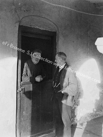 SHANDON ALMSHOUSES  OLD MEN AT THE HALF DOOR